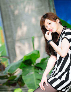 就想妆美女-在线18禁免费观看完整版