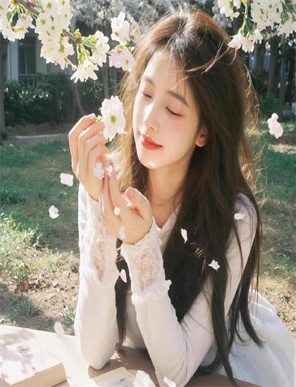 電影愛的發聲練習_陪睡的女人